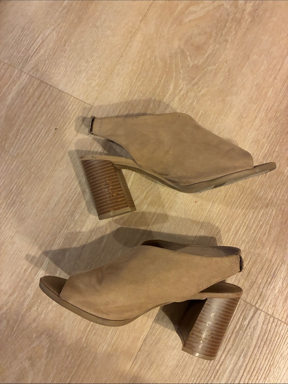 dexflex comfort tan suede peep-toe slingback block heels Sz 8 worn 1x